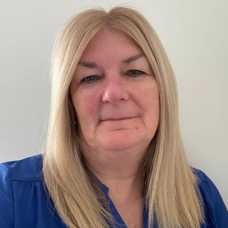Sharon Lester