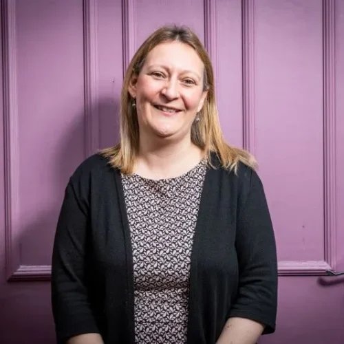 Kirsten Wood